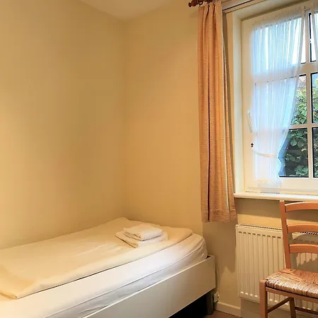 Gartenhaus, Muehlenstrasse 別荘