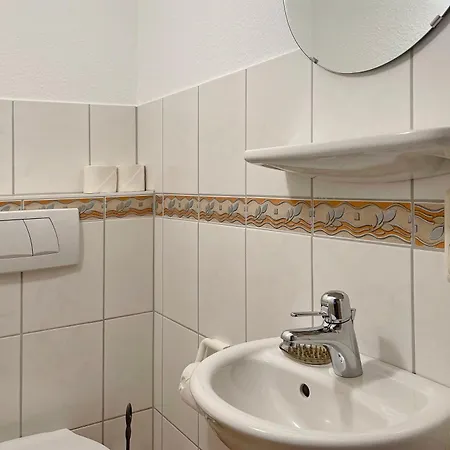 Gartenhaus, Muehlenstrasse 別荘